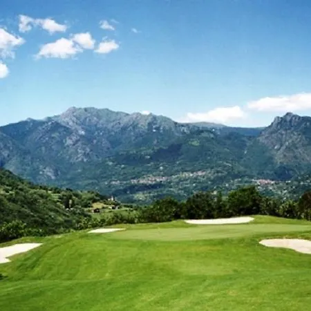Sleeps 4 Air Con * Menaggio
