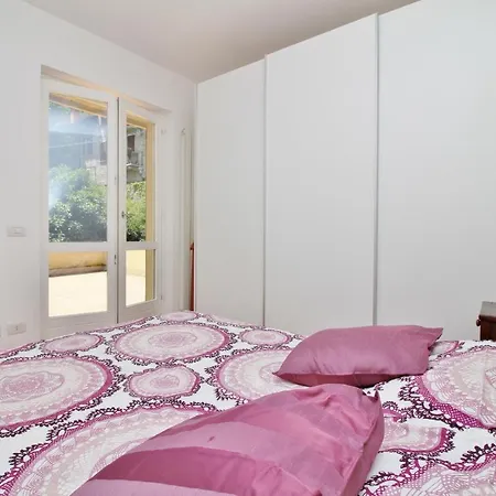Apartmán Sleeps 4 Air Con Menaggio