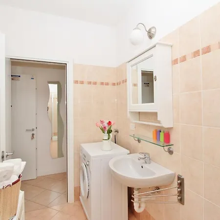 Sleeps 4 Air Con Apartmán Menaggio